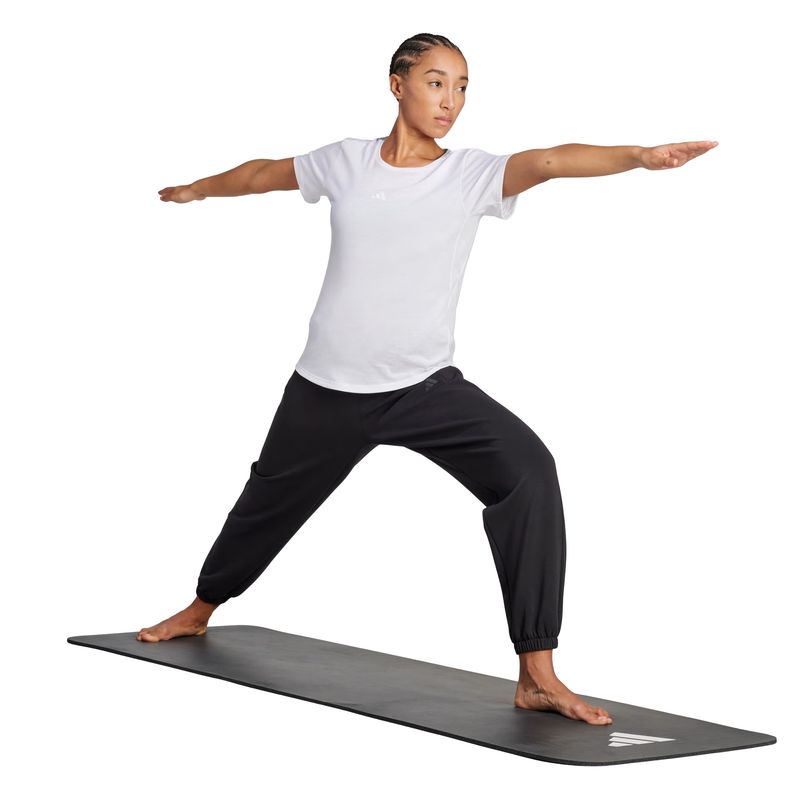 camiseta-adidas-yoga-essentials-feminina-branca