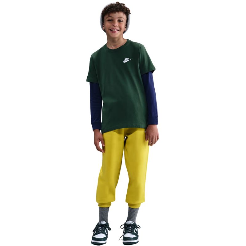 camiseta-nike-sportswear-futura-tee-infantil-verde-escuro