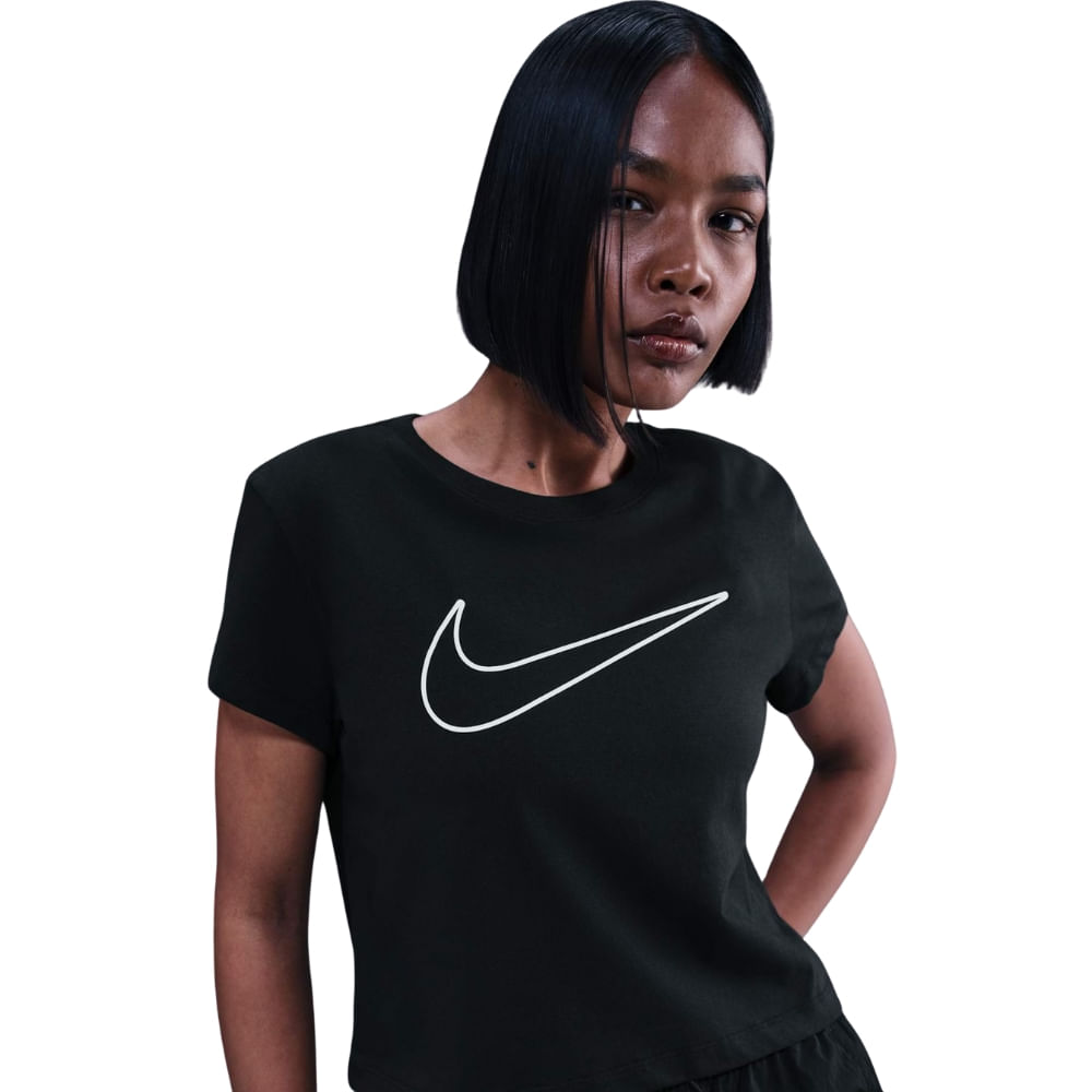 Camiseta Nike Sportswear Club Feminina - Preto