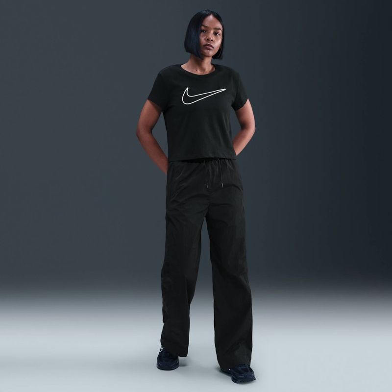 camiseta-nike-sportswear-club-feminina-preto