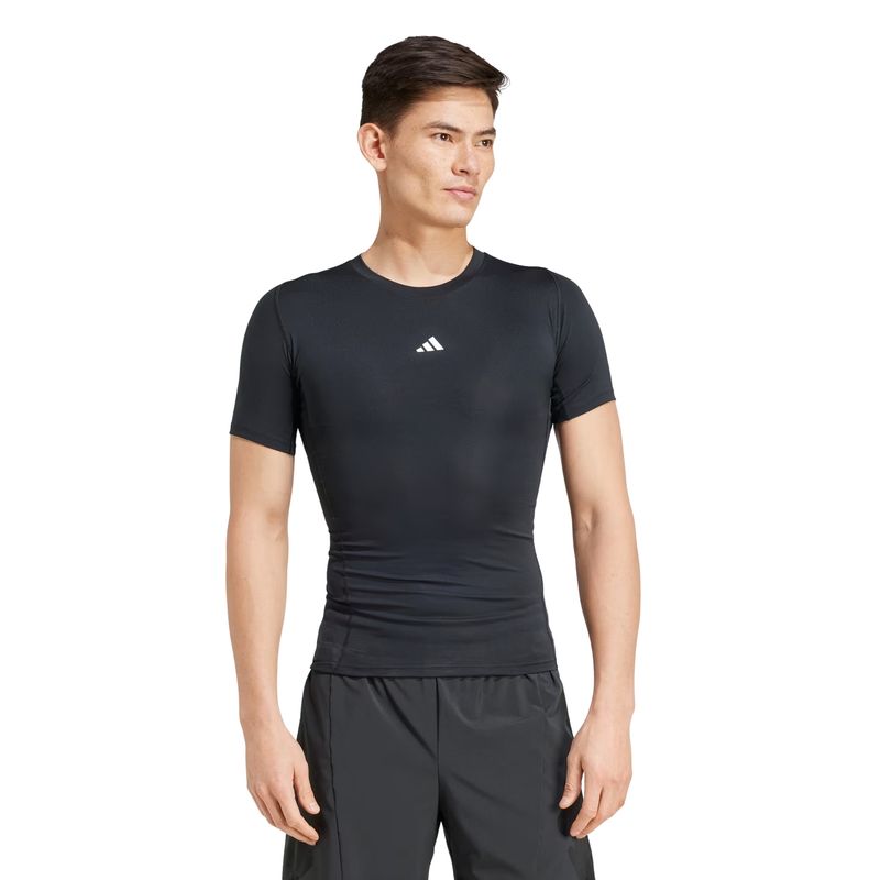 camiseta-adidas-treino-techfit-compression-masculina-preta