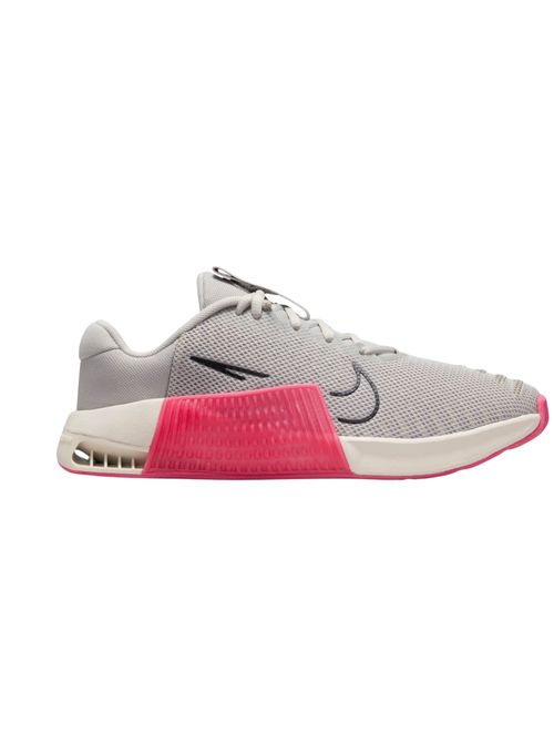 Tênis Nike Metcon 9 Feminino - Cinza/Rosa