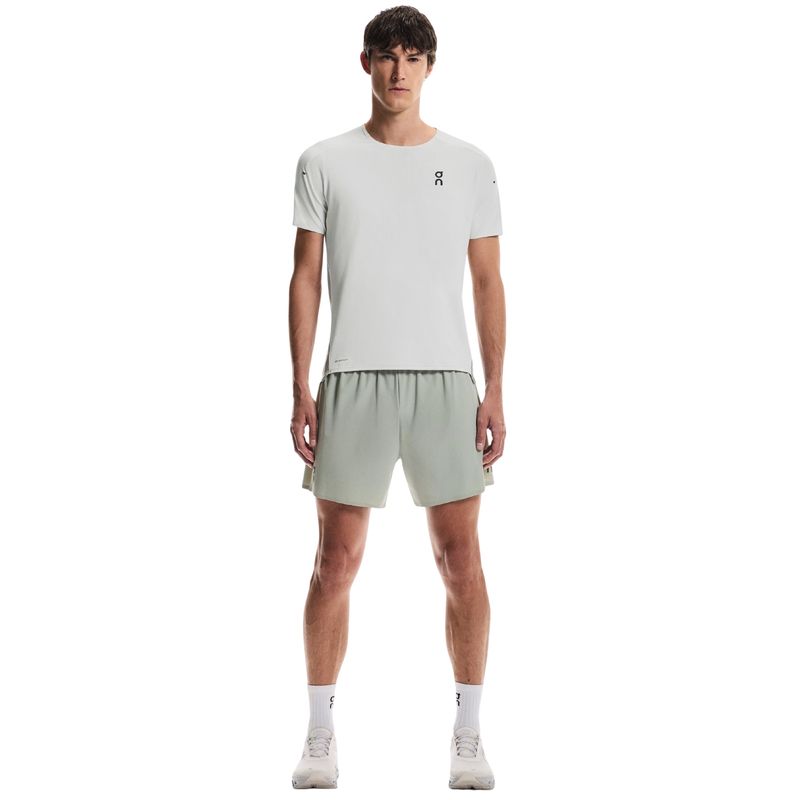 shorts-on-running-performance-5-pol-masculino-cinza-claro