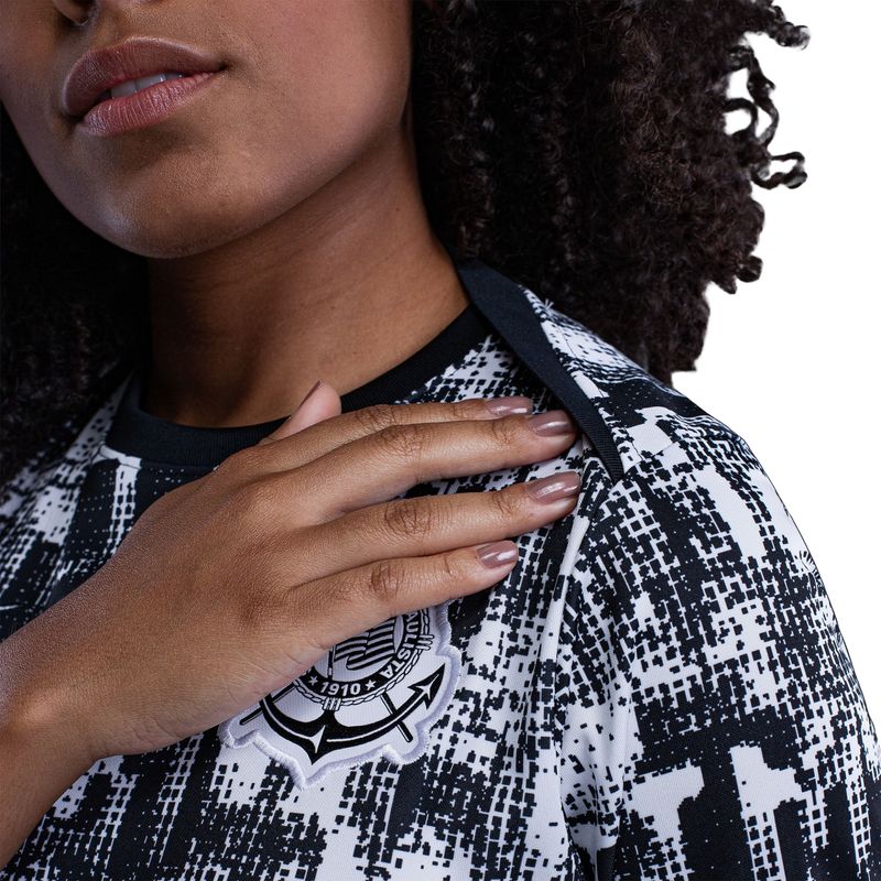 camiseta-corinthians-2026-nike-pré-jogo-feminina-preta-branca