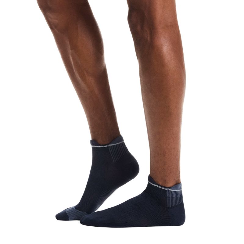 meia-on-running-performance-run-low-unissex-azul-marinho