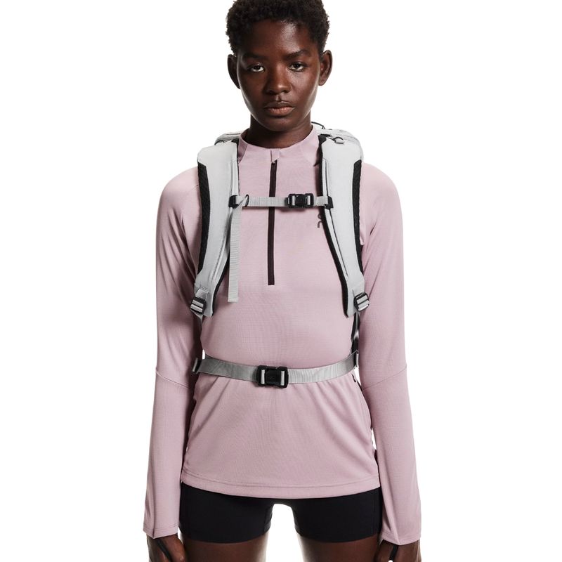 mochila-on-running-speed-30l-unissex-cinza/preta