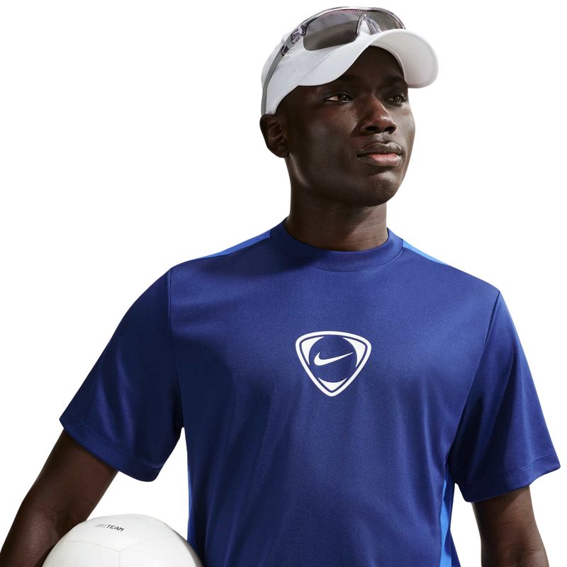 camiseta-dri-fit-nike-academy+-masculina-azul