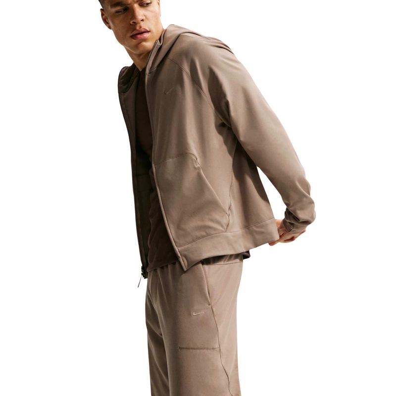 calça-nike-dri-fit-nike-uv-primary-masculina-marrom