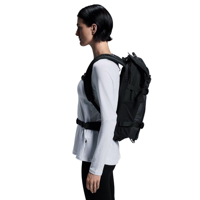 mochila-on-speed-pack-24l-elite-unissex-preta