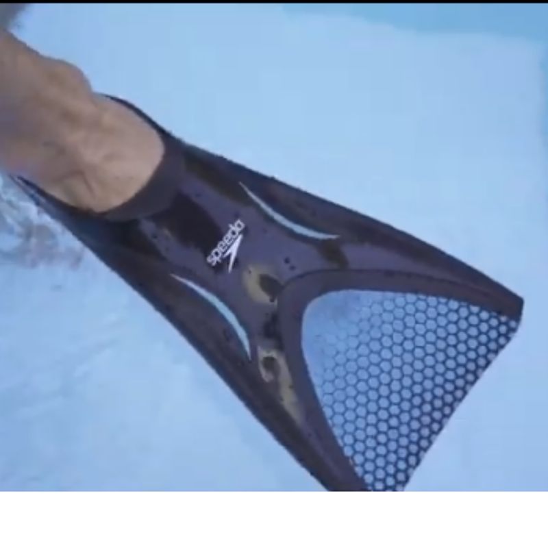 nadadeira-speedo-calçadeira-power-fin-unissex-preta-azul