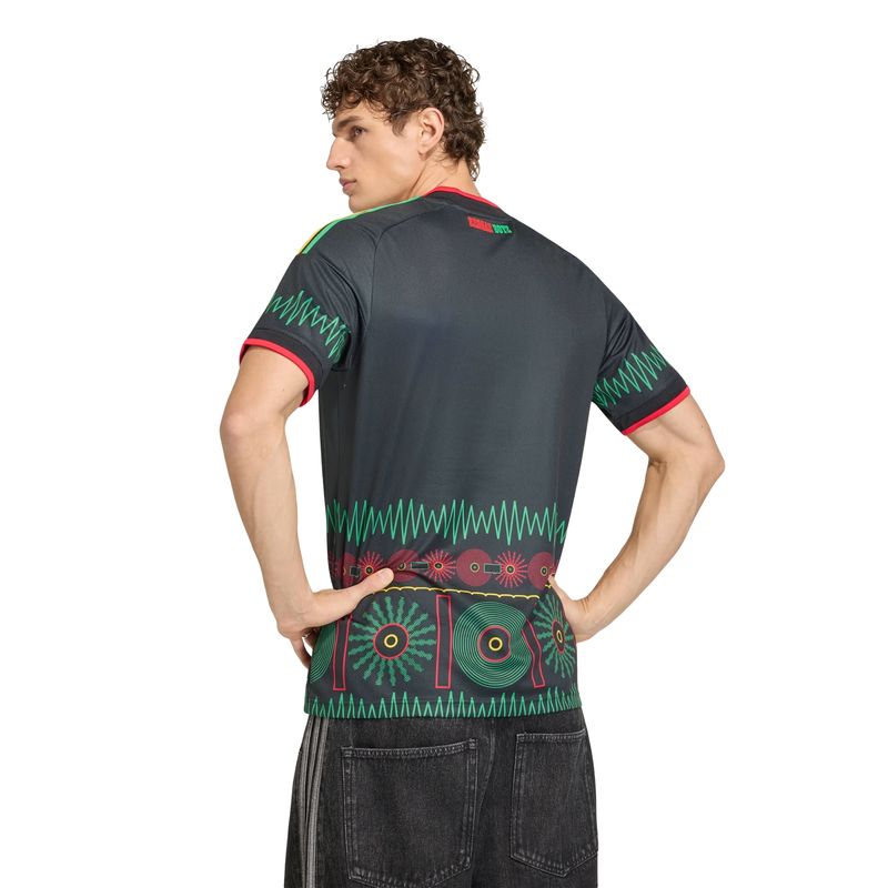 camisa-jamaica-ii-26-adida-bob-marley-masculina-preta