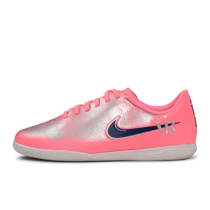 chuteira-futsal-nike-vini-jr-zoom-vapor-16-club-infantil-rosa