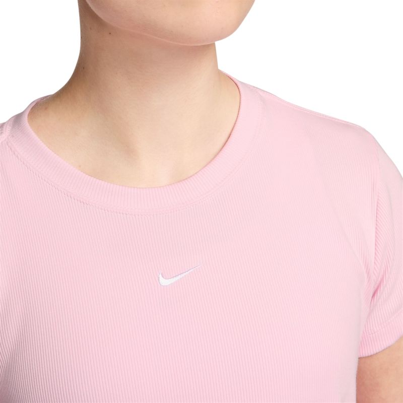 camiseta-nike-sportswear-feminina-rosa