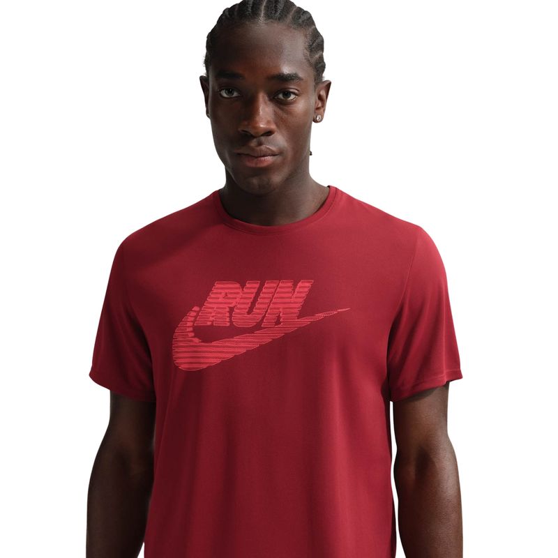 camiseta-nike-dri-fit-nike-run-energy-masculina-vermelha