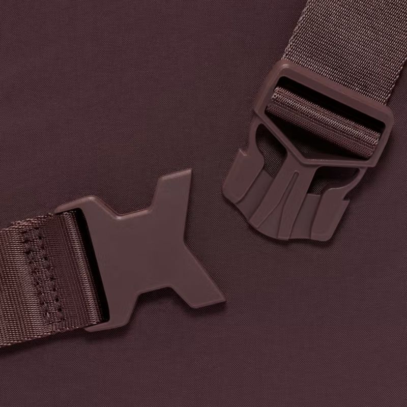 bolsa-transversal-nike-aura-crossbody-5l-unissex-bordô