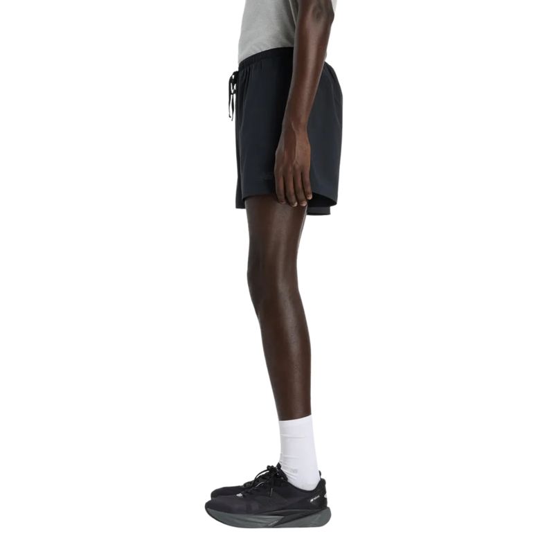 shorts-new-balance-rc-essential-5-pol-masculino-preto