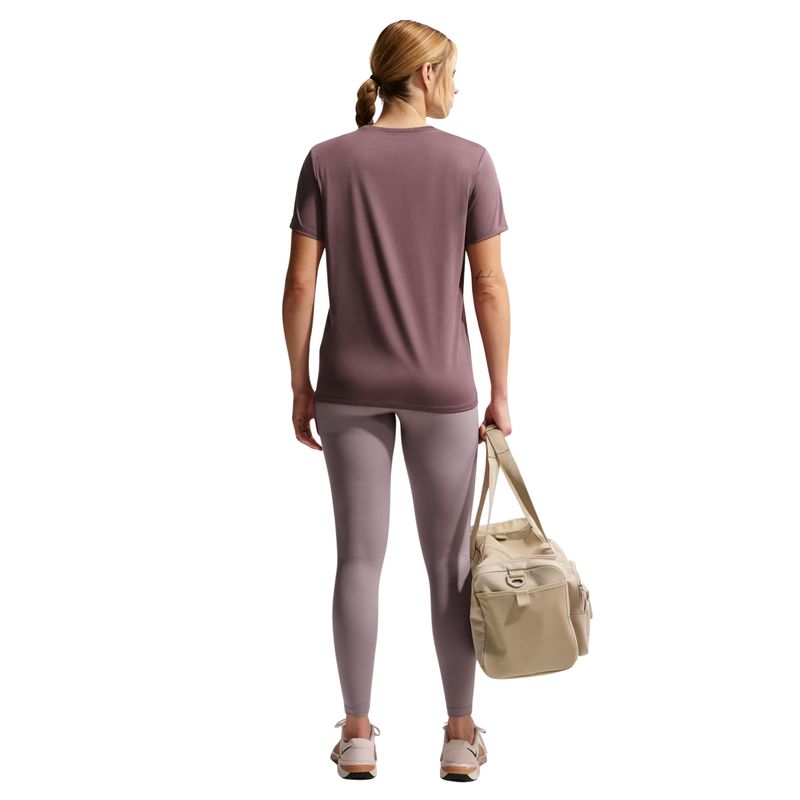 camiseta-nike-dri-fit-feminina-marrom