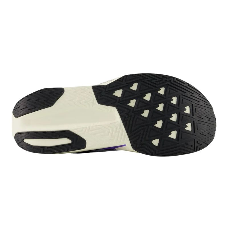 tênis-new-balance-fuelcell-rebel-v5-masculino-cinza-roxo