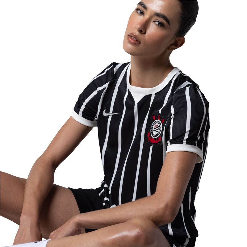 camisa-corinthians-ii-26-27-nike-torcedora-pro-feminina-preta
