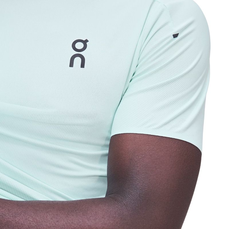 camisetat-on-performance-t-masculina-azul-claro