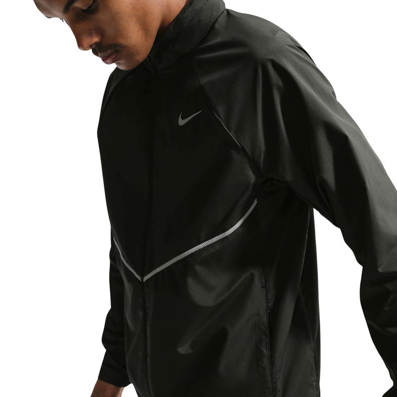 jaqueta-nike-uv-repel-miler-masculina-preta