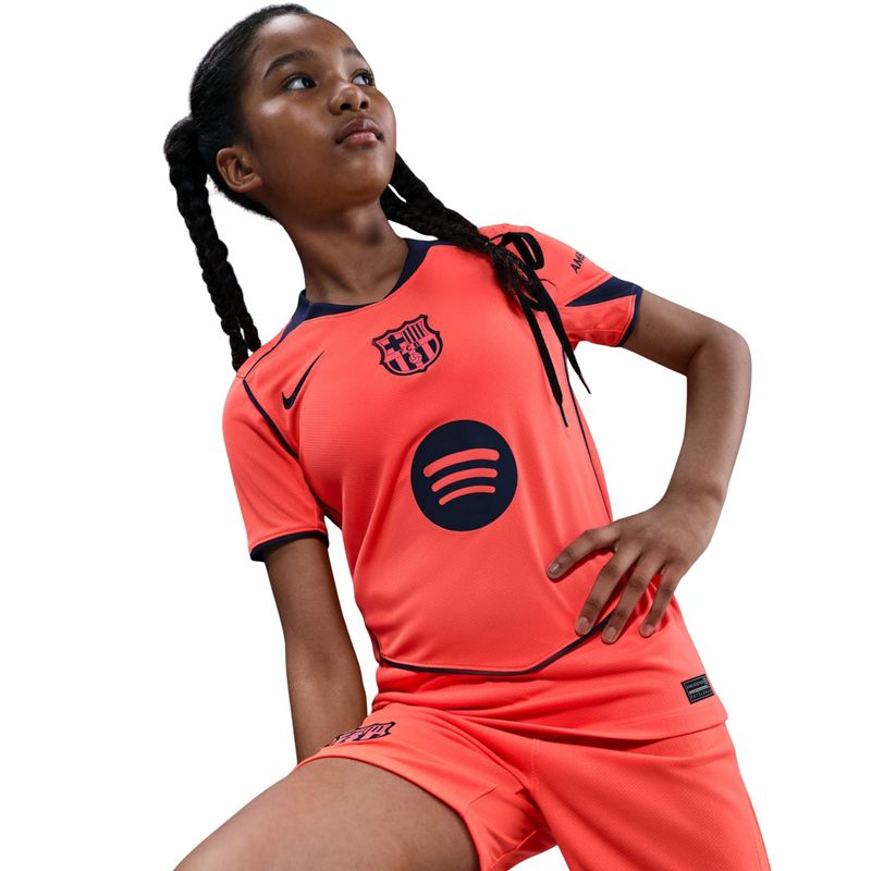 camisa-barcelona-iii-25-26-nike-total-90-torcedora-pro-infantil-laranja