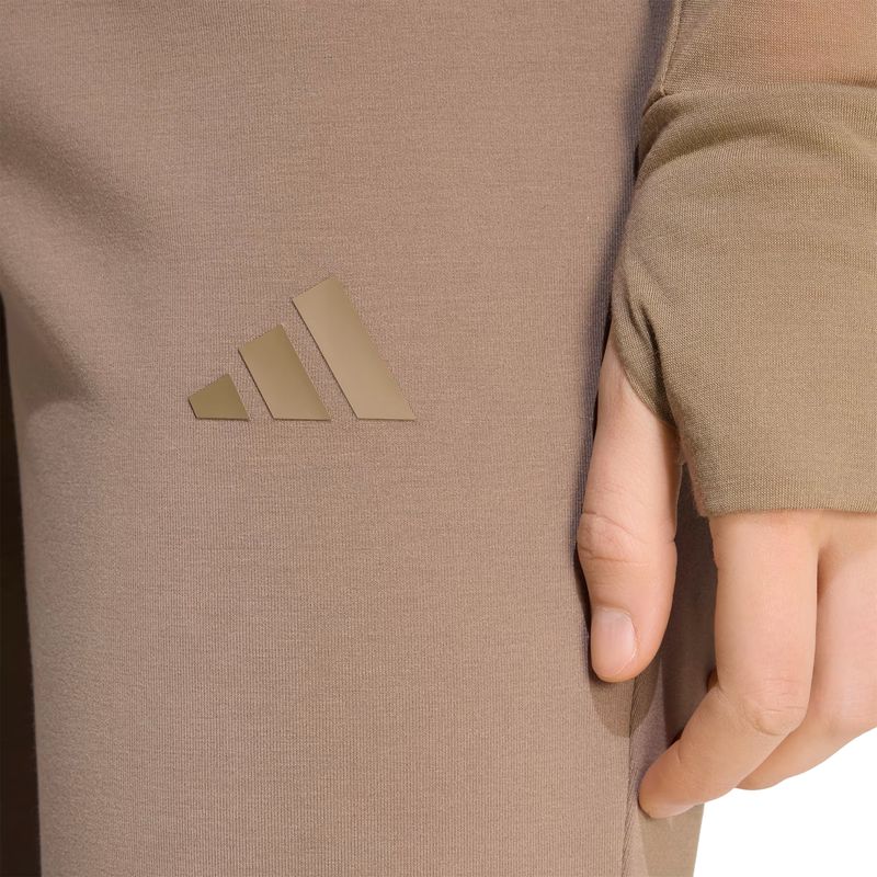 calca-adidas-flare-soft-lux-feminina-marrom
