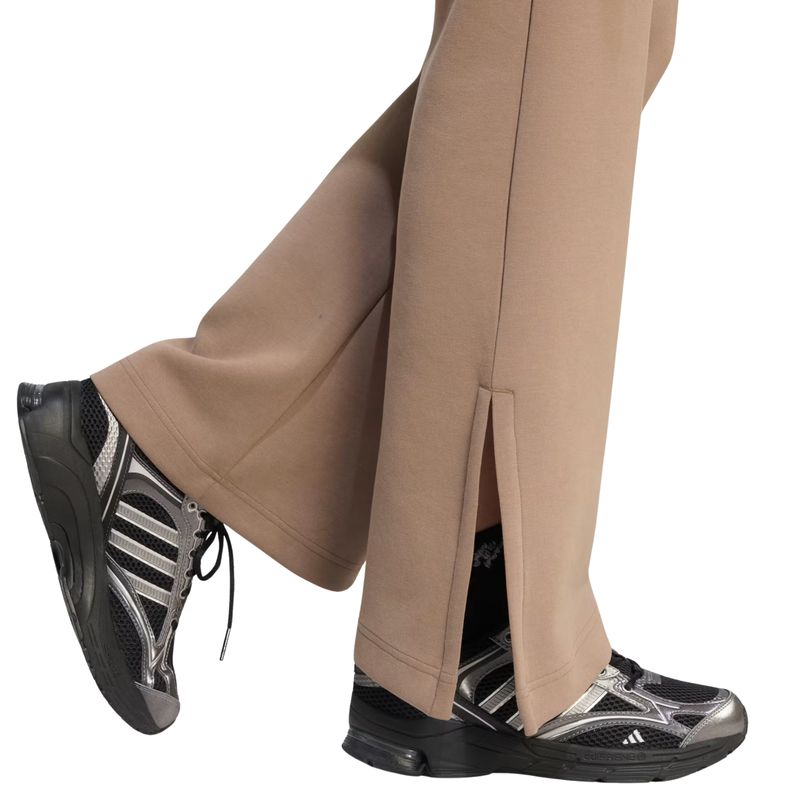 calca-adidas-flare-soft-lux-feminina-marrom