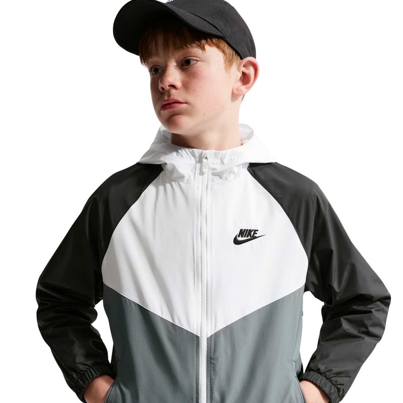 jaqueta-nike-corta-vento-repel-infantil-preta-branca