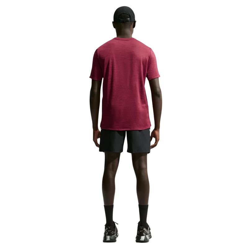 camiseta-dri-fit-nike-uv-miler-masculina-vermelha