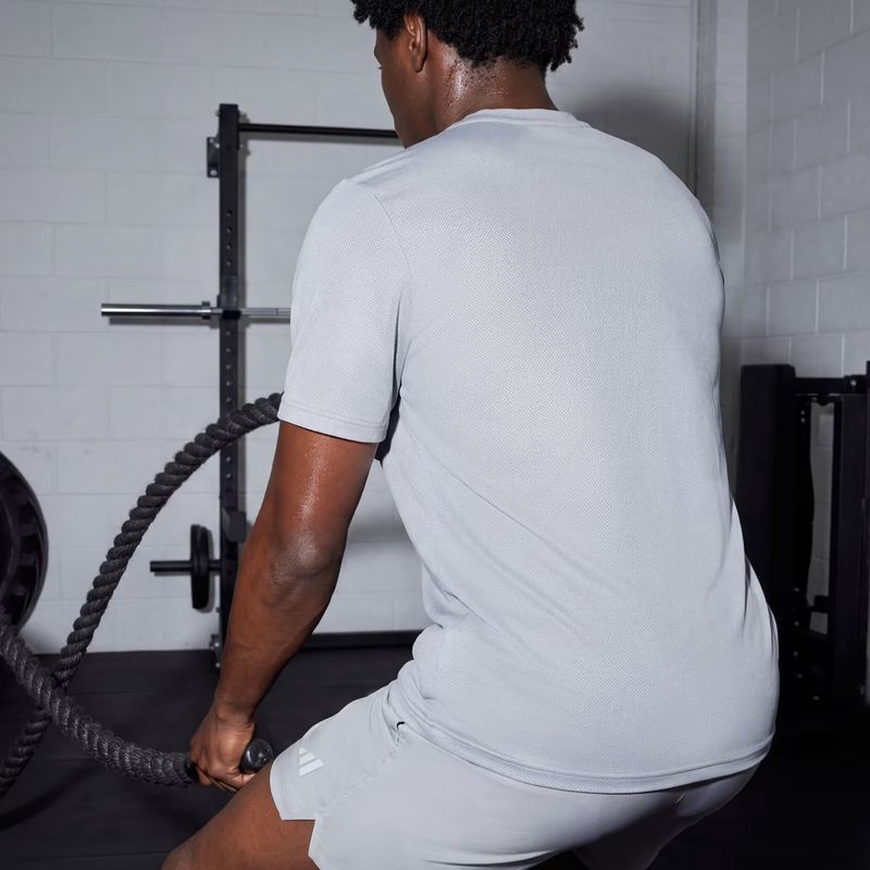 camiseta-adidas-treino-tech-intensity-mascilina-cinza