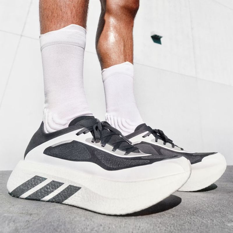 tenis-adidas-hyperboost-run-masculino-branco-cinza