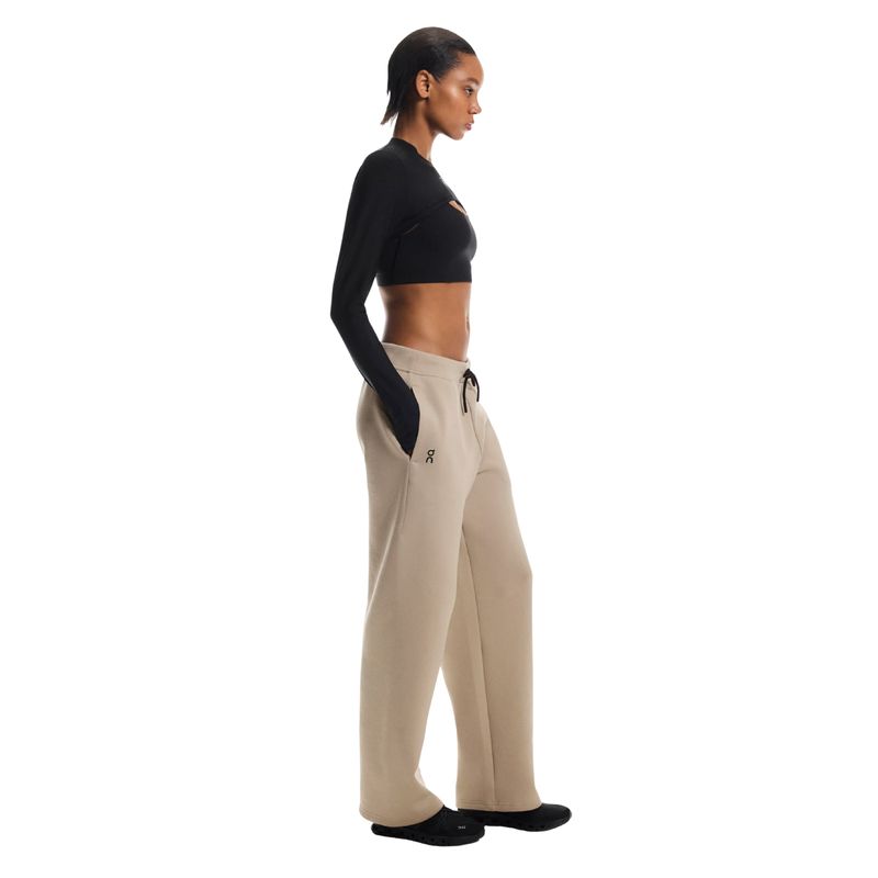 calça-on-focus-tech-sweatpants-feminina-bege