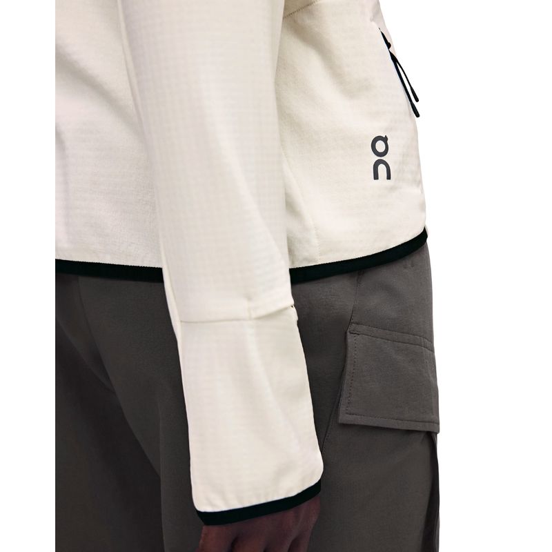 jaqueta-on-climate-zip-hoodie-ii-feminina-off-white