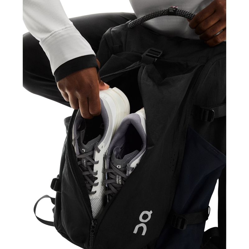 mochila-on-running-speed-30l-unissex-preta